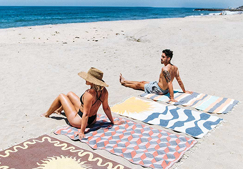 OEM Beach Towel Manufacturer Expands Global Reach to 50+ Countries