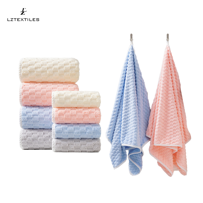 Cloud Pattern High Quality Microfiber Bath Towel